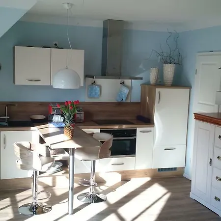 Apartment Lavendelblume - 4 Sterne Inklusive Eigene Bikebox Mit Strom - Waeschepaket - Power Wlan - Parkplatz # Bestpreisgarantie # Zingst